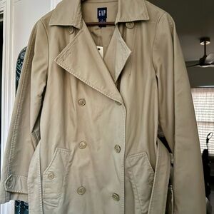 GAP Women's Classic Beige Trench Coat